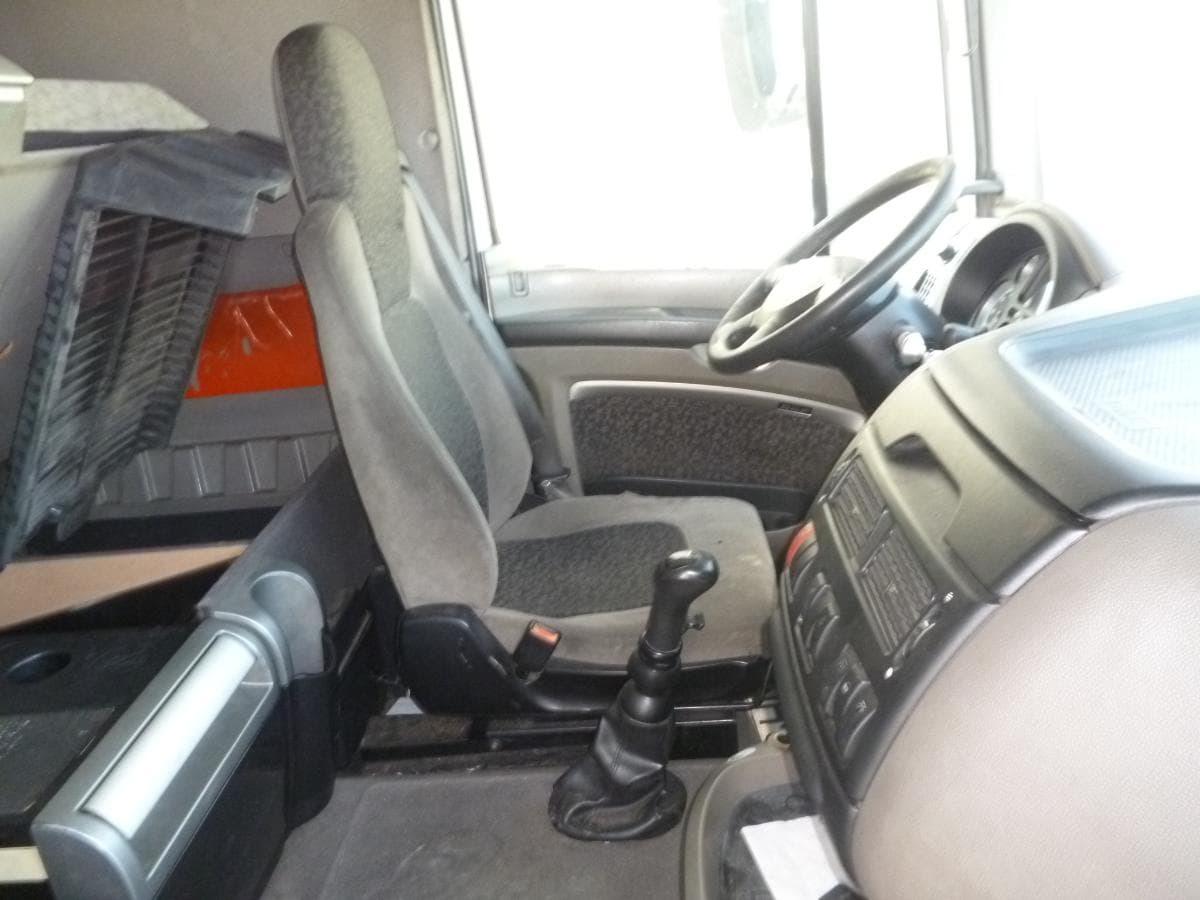 DAF XF 105.460 — imagen 10