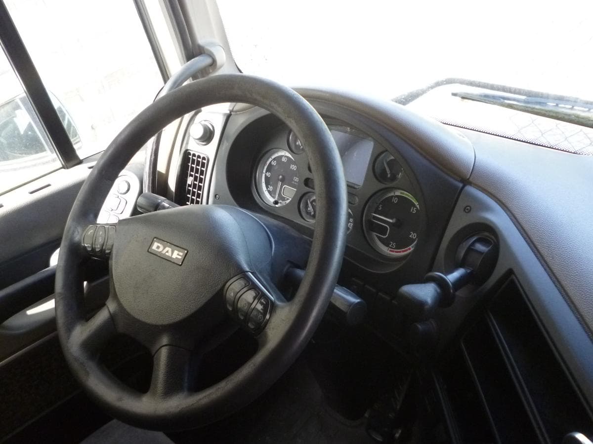 DAF XF 105.460 — imagen 11