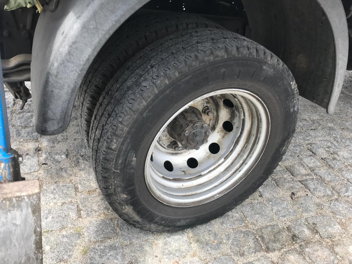 Nissan Cabstar F24.35 com Plataforma Elevatória Sequani CTE Z19 — imagem 14