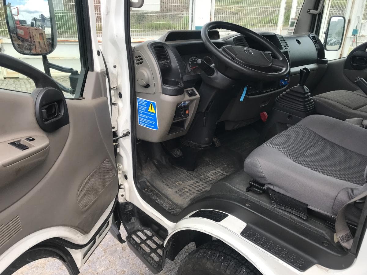 Nissan Cabstar F24.35 com Plataforma Elevatória Sequani CTE Z19 — imagem 16