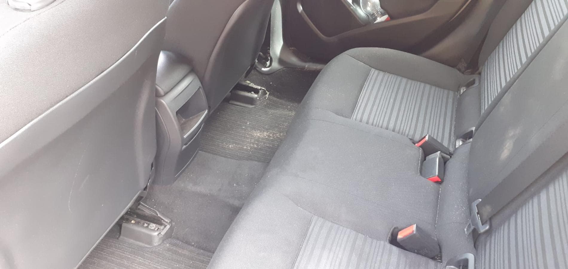 Mercedes-Benz A180 CDI · Ano 2014 — imagem 16