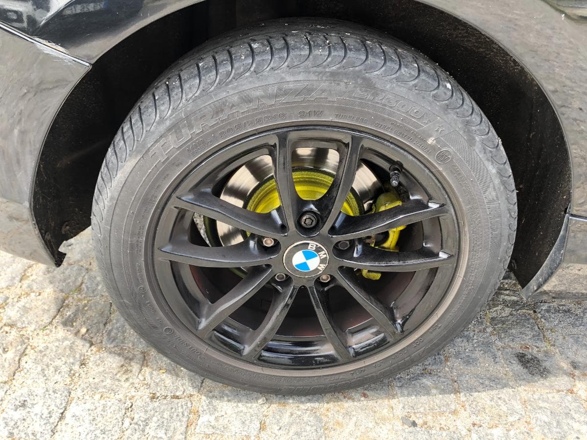 BMW 116D Coupé · Ano 2015 — imagem 16