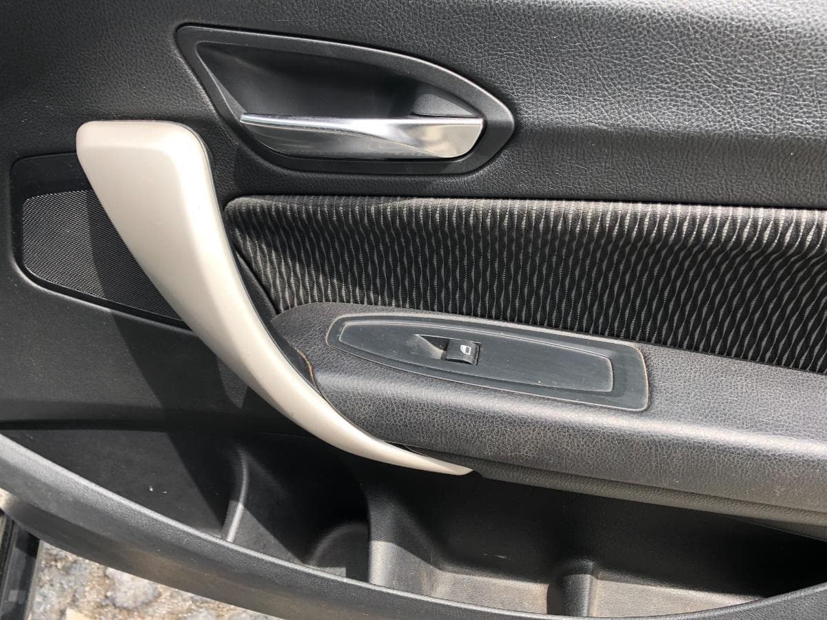 BMW 116D Coupé · Ano 2015 — imagem 23