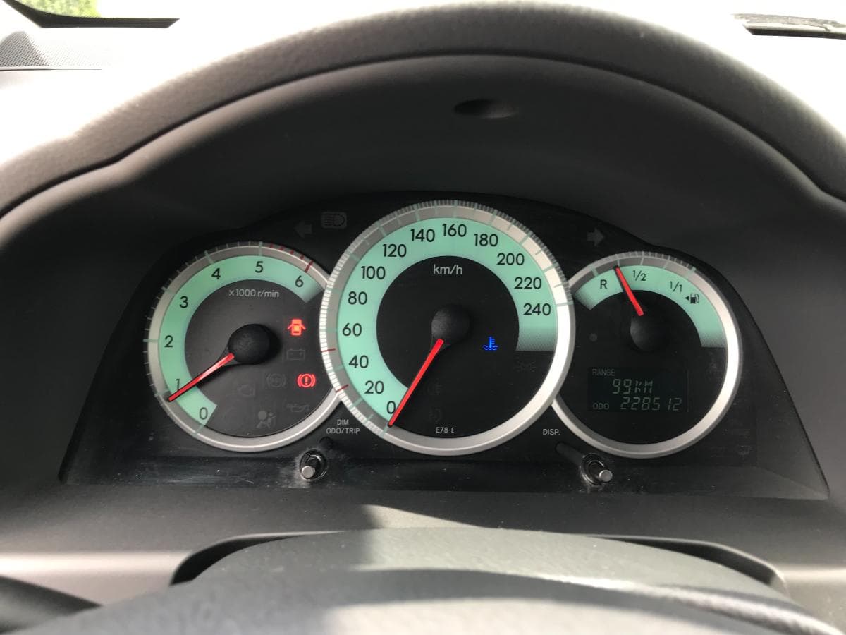 Toyota Corolla Verso 2.2 D4-D · Ano 2008 — imagen 18