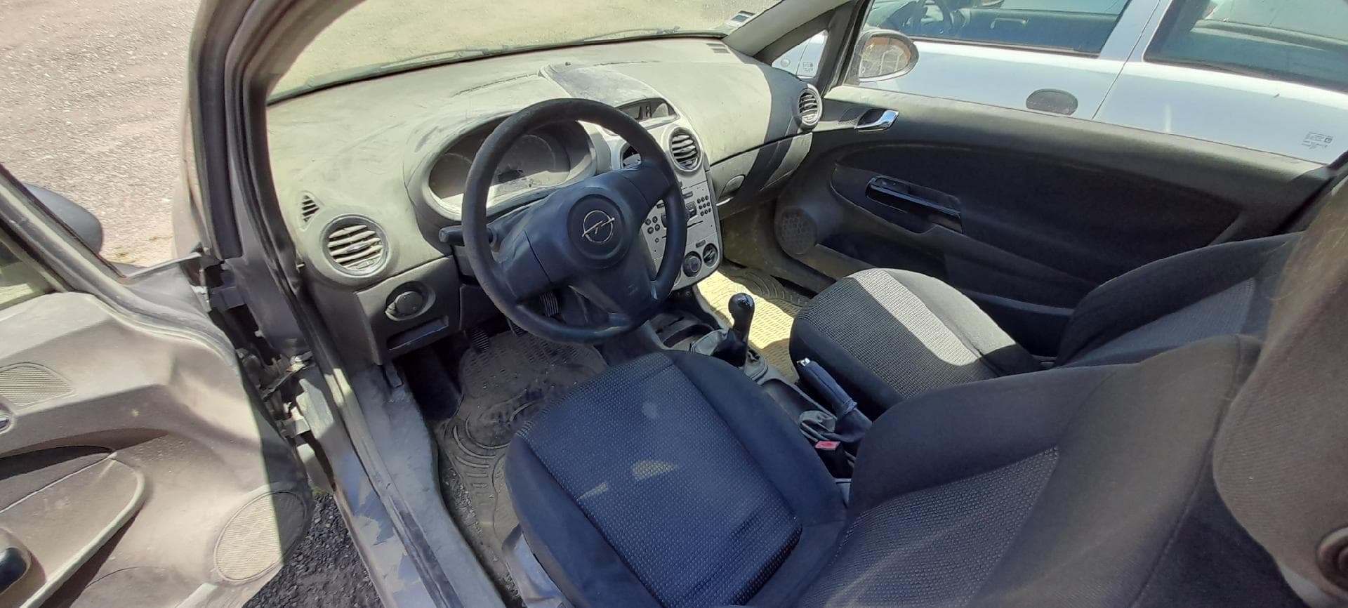 OPEL CORSA VAN — imagem 9