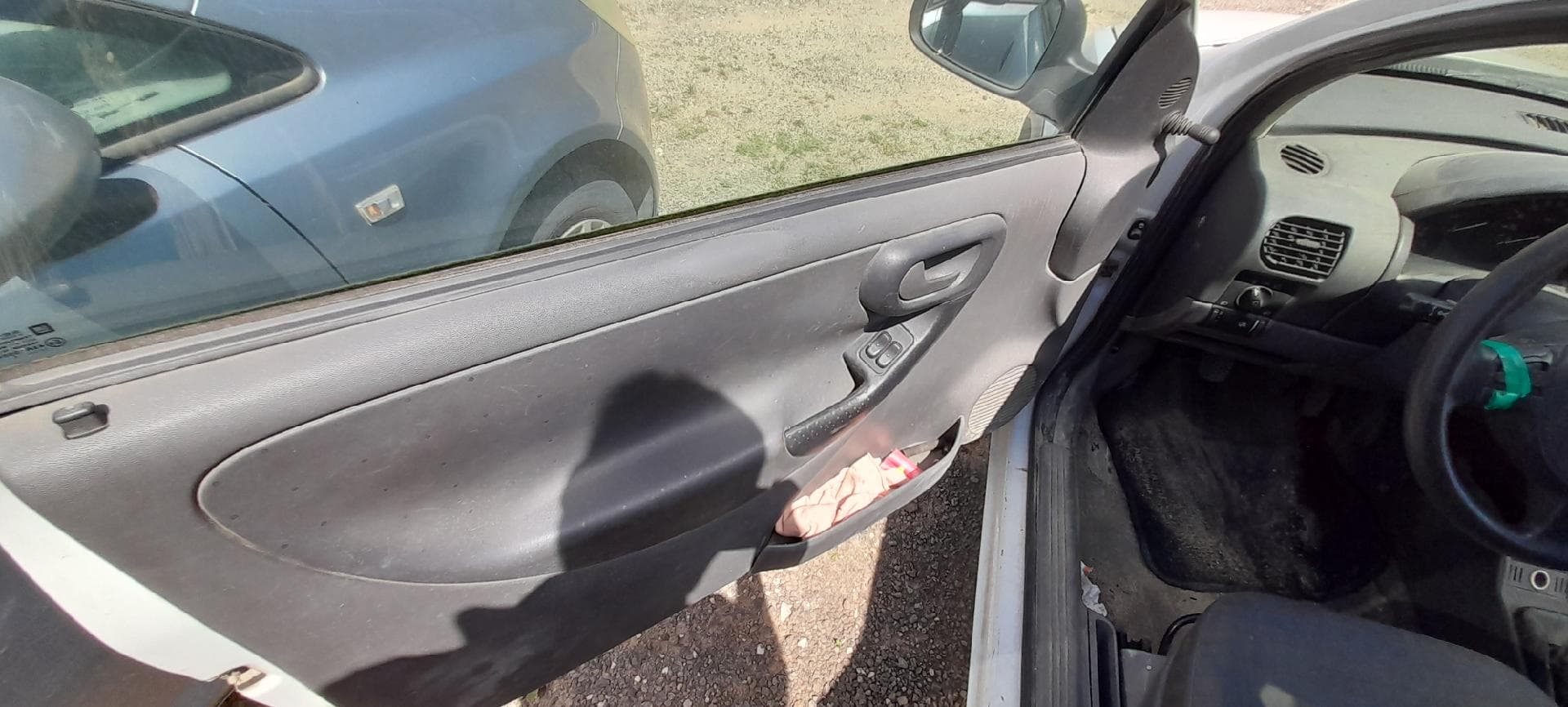 Opel Corsa C Van — imagem 9