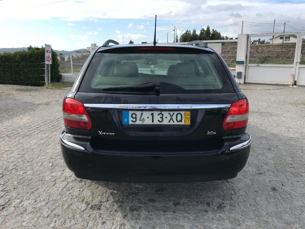 Jaguar X-Type 2.0D Estate · Ano 2004 — imagem 9