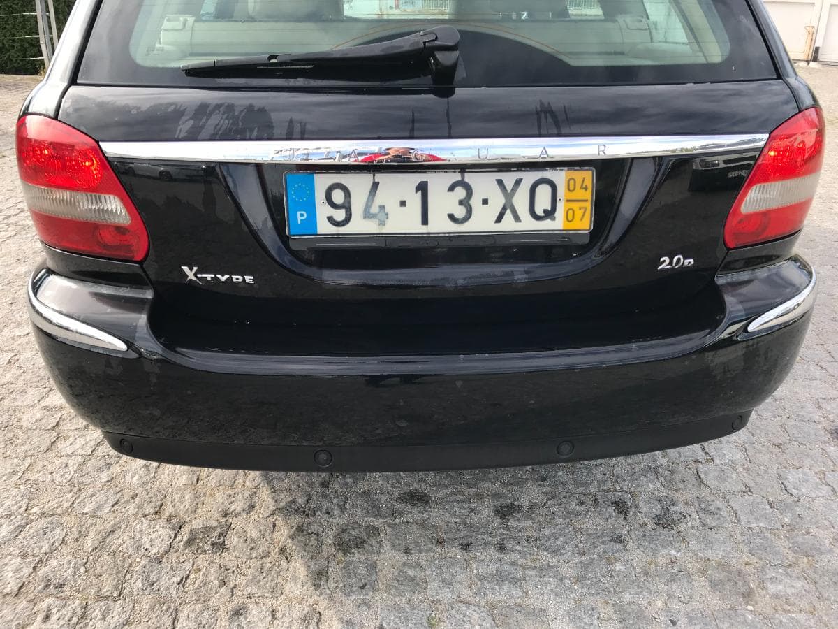 Jaguar X-Type 2.0D Estate · Ano 2004 — imagem 10