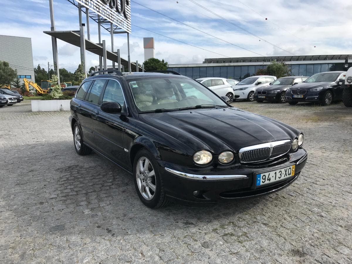Jaguar X-Type 2.0D Estate · Ano 2004 — imagem 1