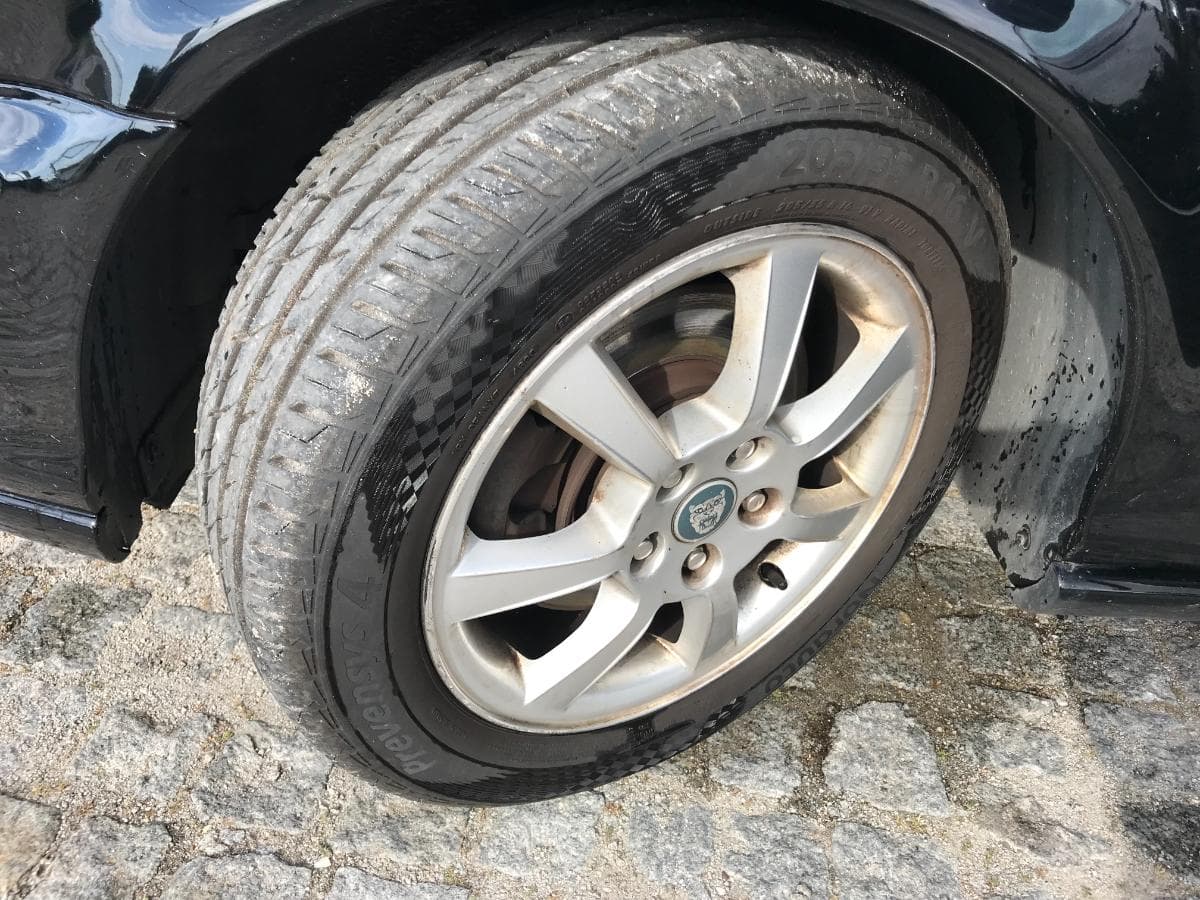 Jaguar X-Type 2.0D Estate · Ano 2004 — imagem 17