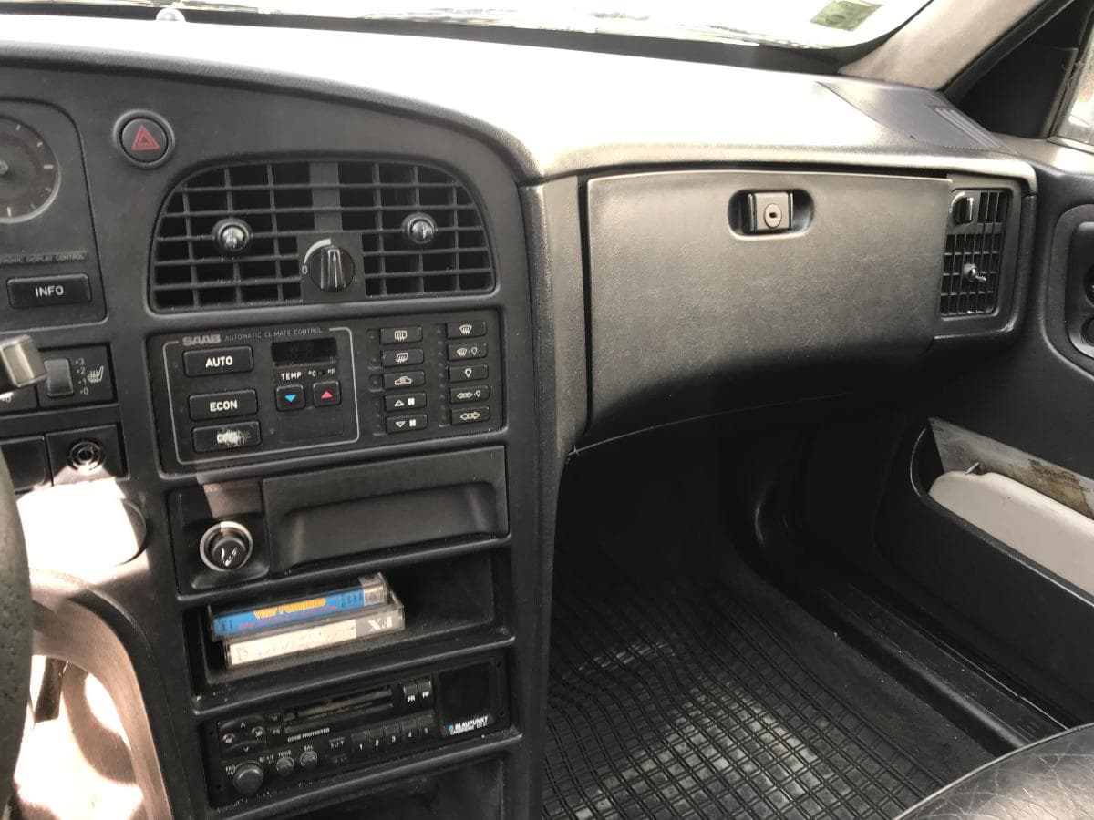 SAAB 9000CS 2.0S · Ano 2002 — imagen 24
