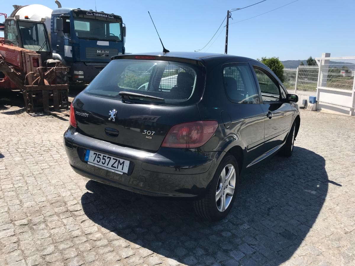 Peugeot 307 1.6HDI · Ano 2005 — imagen 4