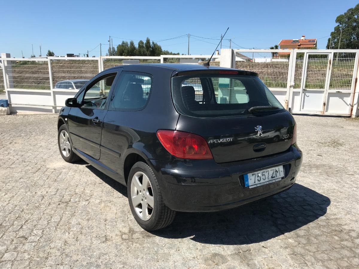 Peugeot 307 1.6HDI · Ano 2005 — imagen 6