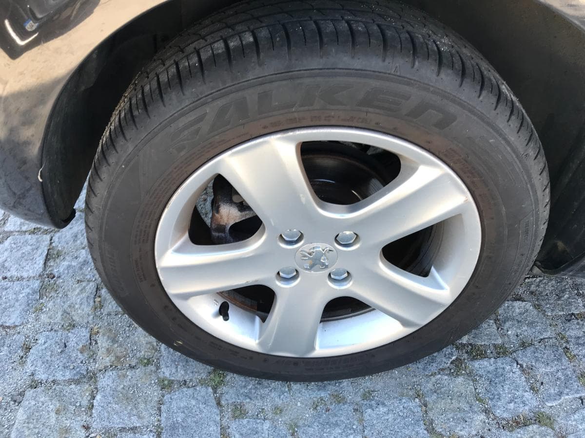 Peugeot 307 1.6HDI · Ano 2005 — imagen 12