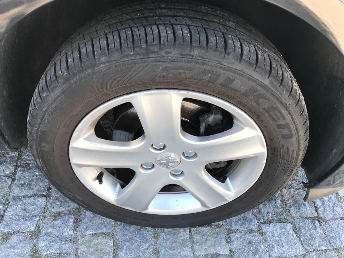 Peugeot 307 1.6HDI · Ano 2005 — imagen 14