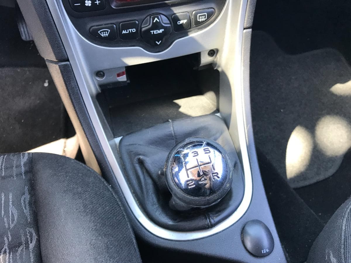 Peugeot 307 1.6HDI · Ano 2005 — imagen 24
