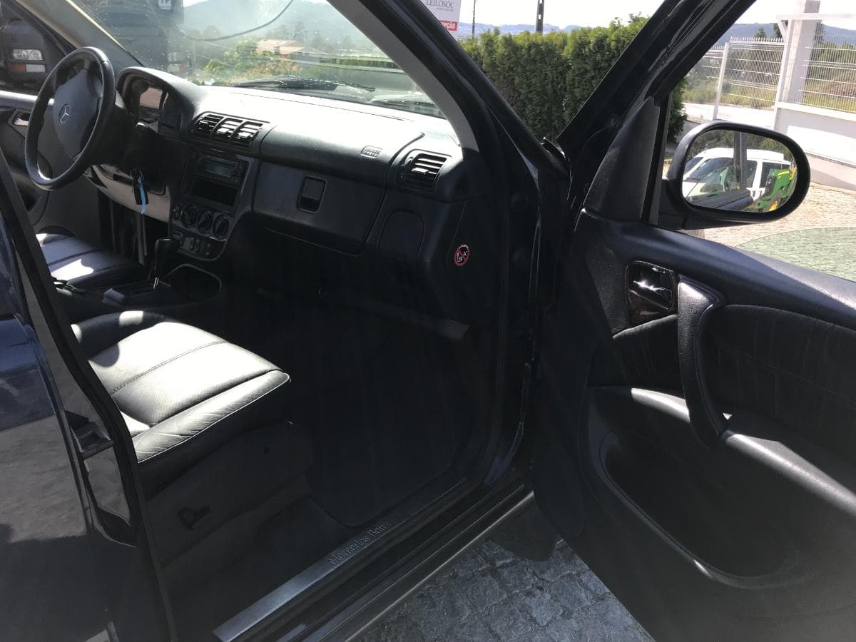 Mercedes-Benz ML 270CDI · Ano 2000 — imagem 20
