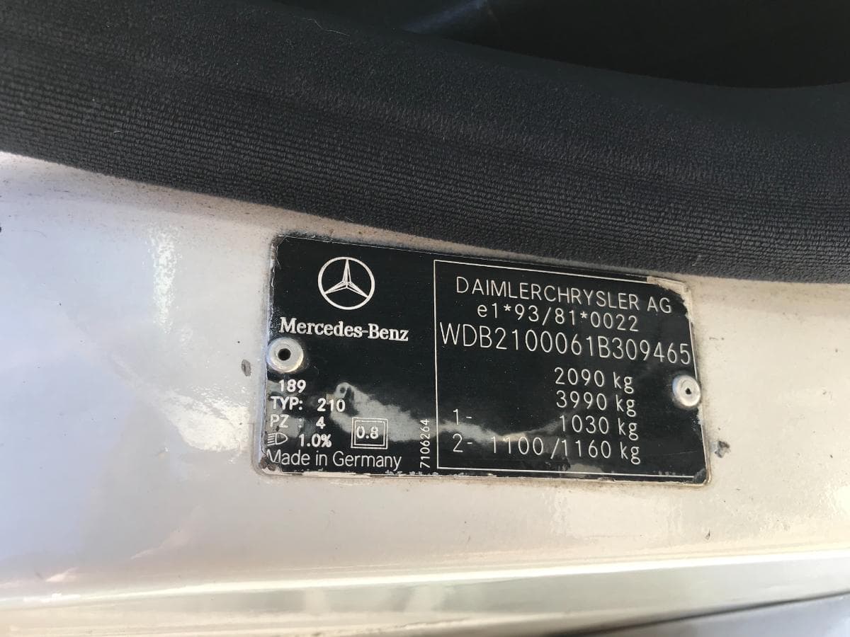 Mercedes-Benz E220 CDI · Ano 2001 — imagem 10
