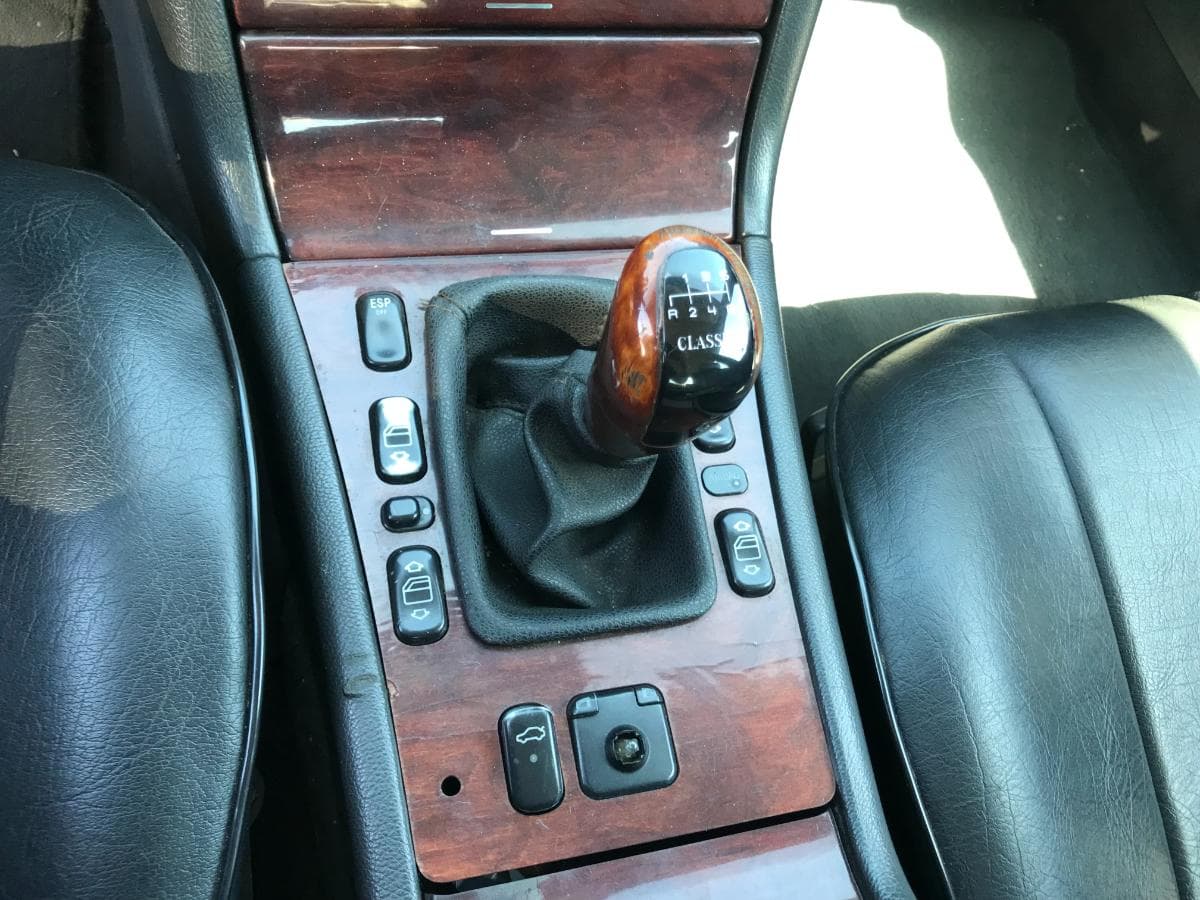 Mercedes-Benz E220 CDI · Ano 2001 — imagem 28