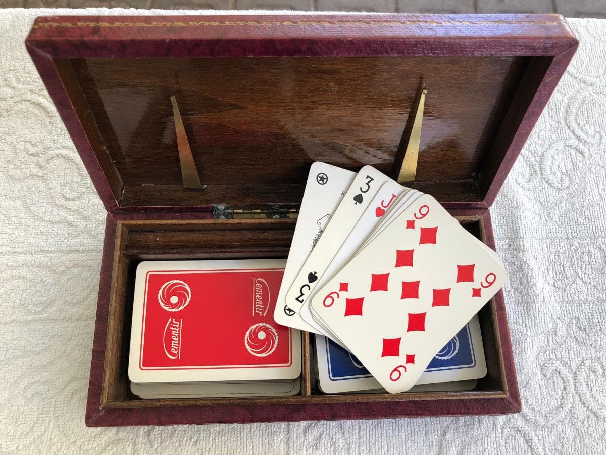 Caixa baralho de cartas — imagen 1