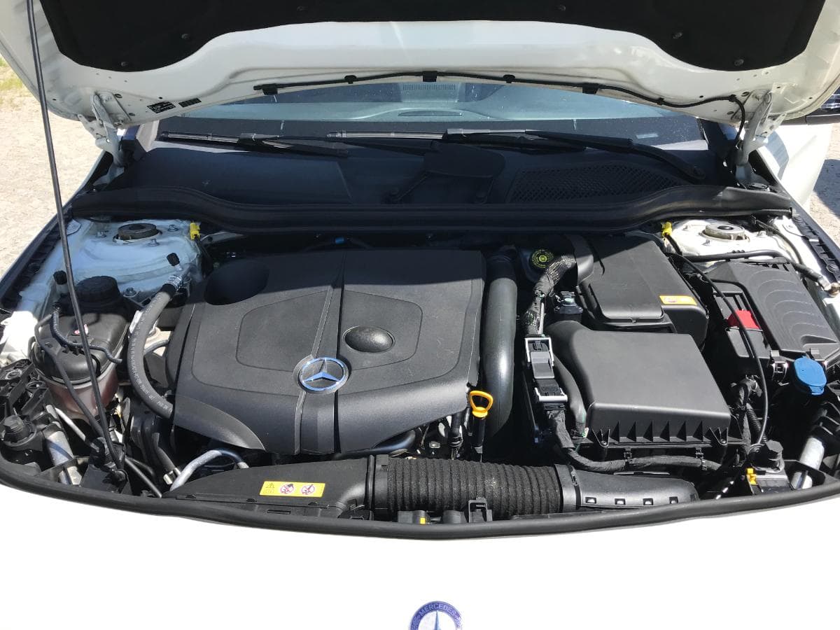 Mercedes-Benz CLA 200D Bluetec AMG · Ano 2016 — imagen 10