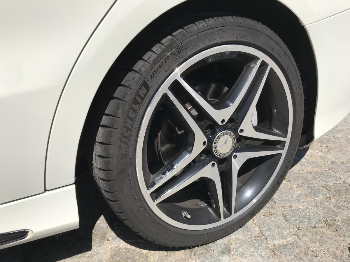 Mercedes-Benz CLA 200D Bluetec AMG · Ano 2016 — imagen 12
