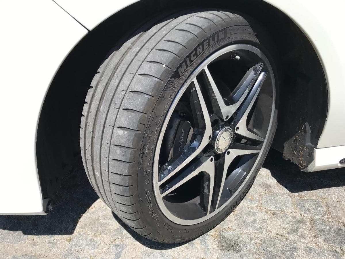 Mercedes-Benz CLA 200D Bluetec AMG · Ano 2016 — imagen 13