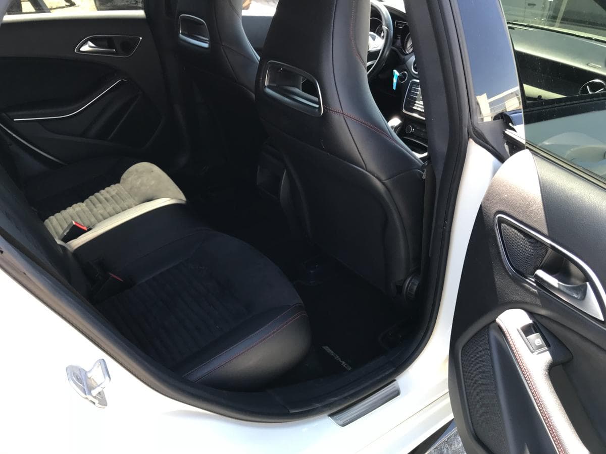 Mercedes-Benz CLA 200D Bluetec AMG · Ano 2016 — imagen 19