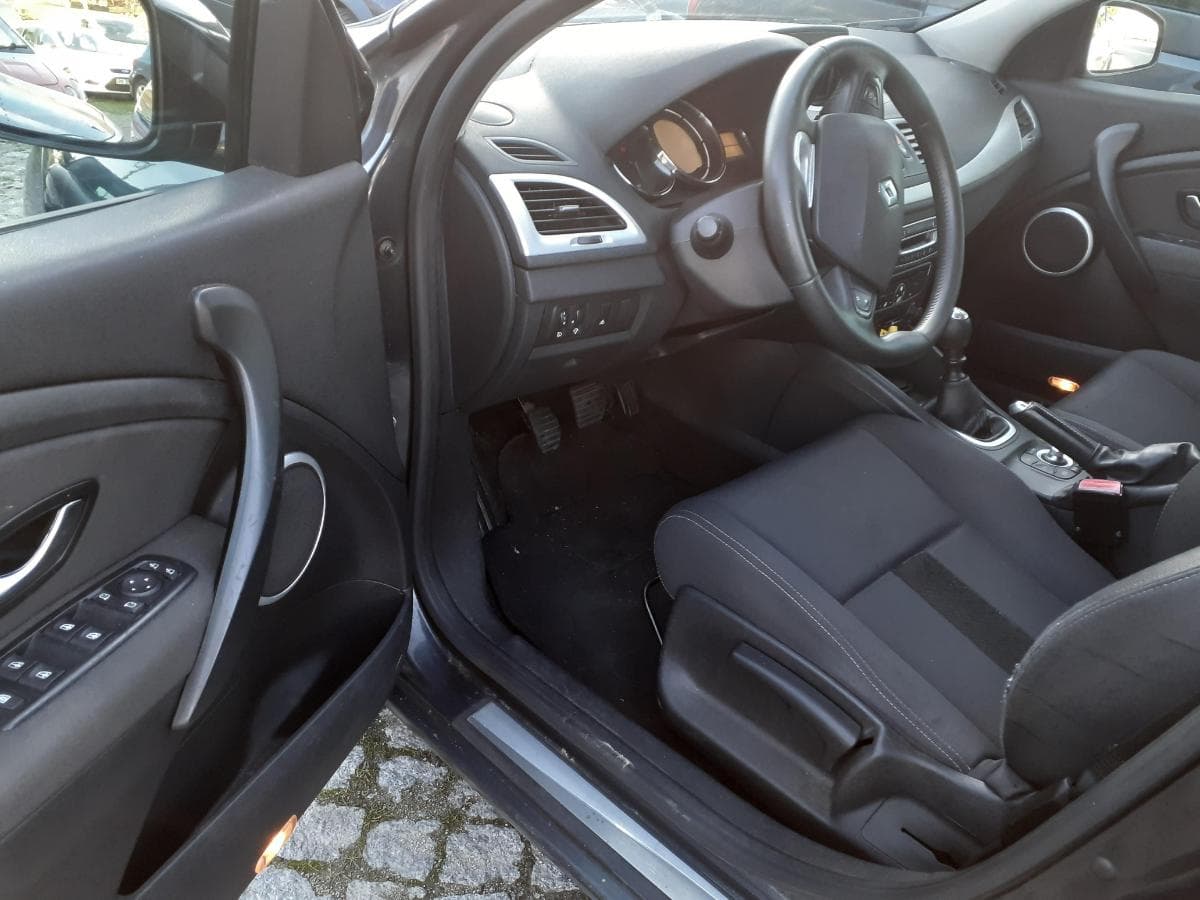 Renaut Mégane 1.5DCI · Ano 2011 — imagem 11