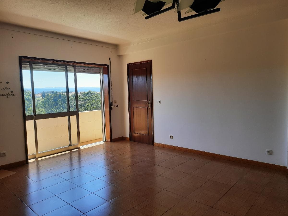 Apartamento T3 com Arrumos · Albergaria-a-Velha — imagen 7