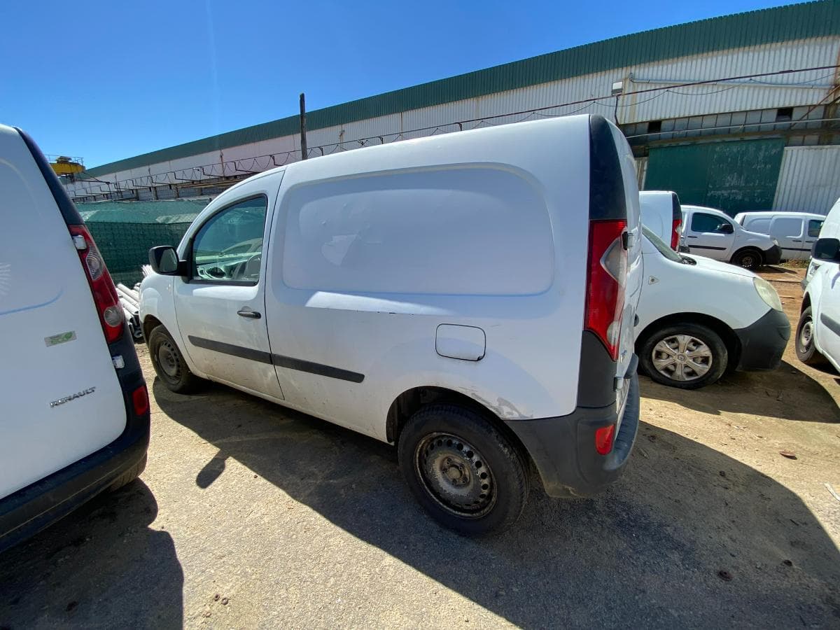 RENAULT KANGOO CONFORT — imagem 7