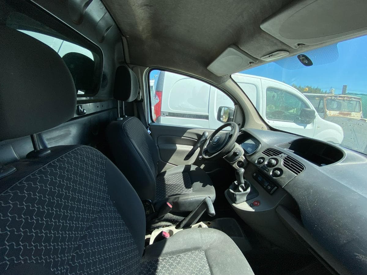 RENAULT KANGOO CONFORT — imagem 12