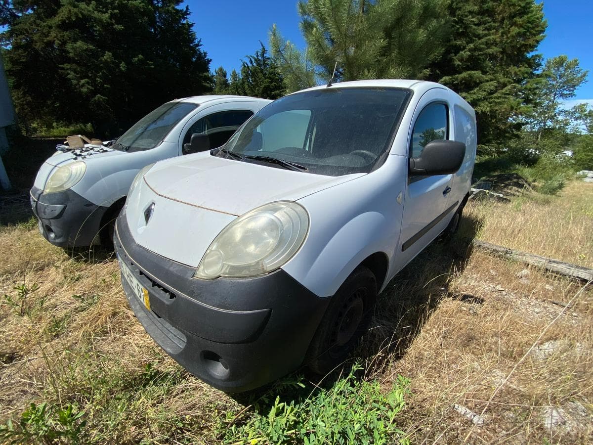 RENAULT KANGOO CONFORT — image 8
