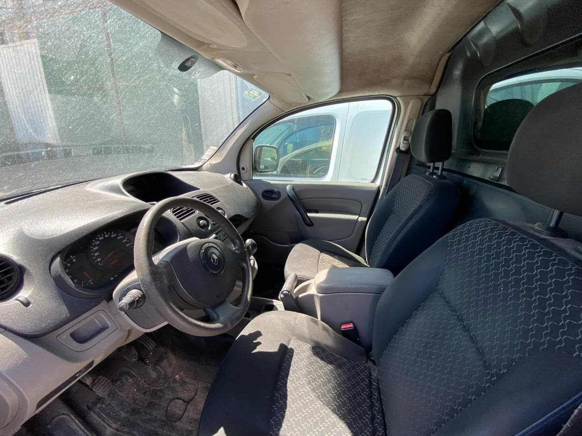 RENAULT KANGOO CONFORT — image 11