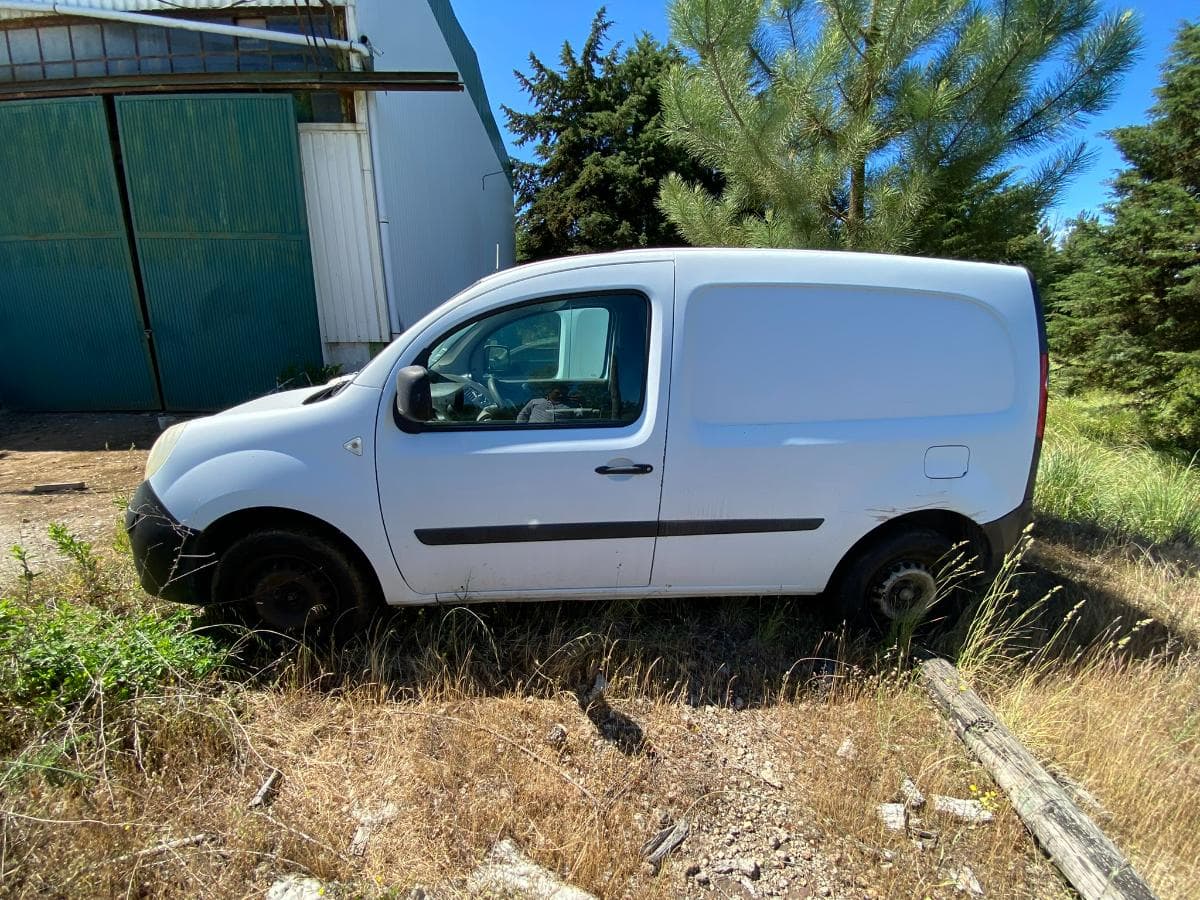 RENAULT KANGOO CONFORT — image 10