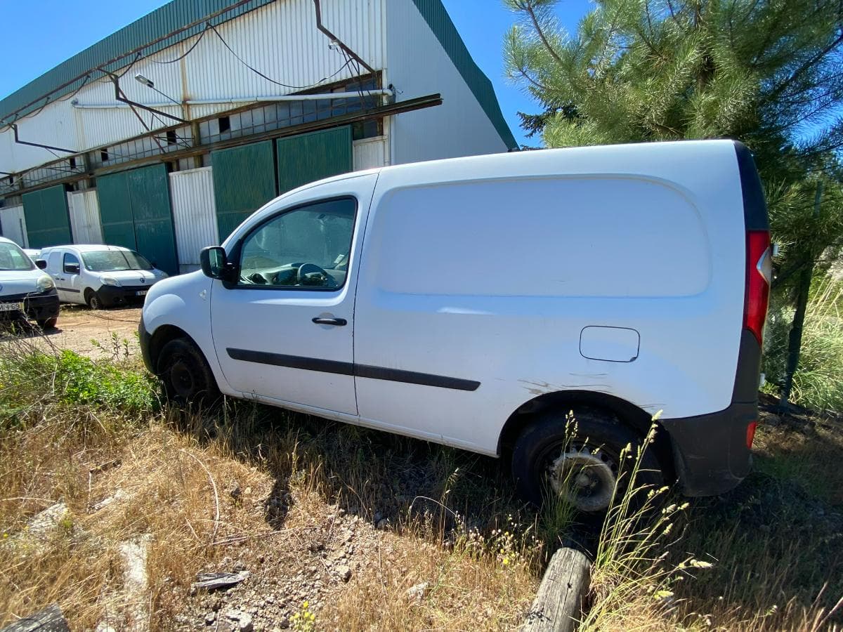 RENAULT KANGOO CONFORT — image 5