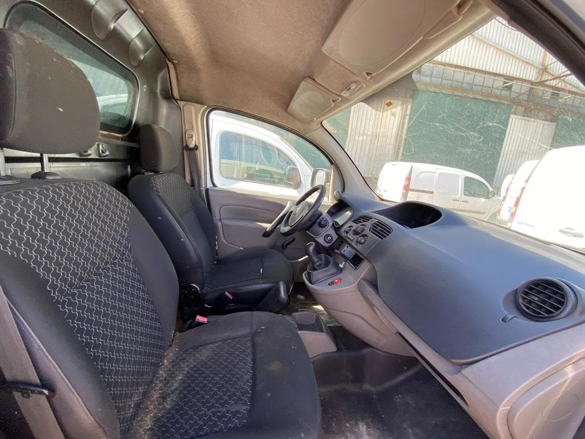 RENAULT KANGOO CONFORT — imagem 5