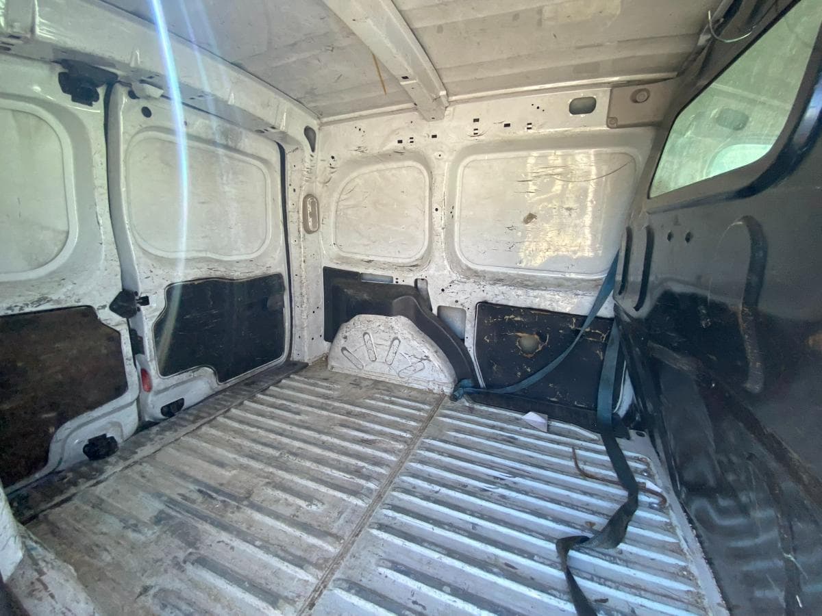 RENAULT KANGOO CONFORT — imagem 9
