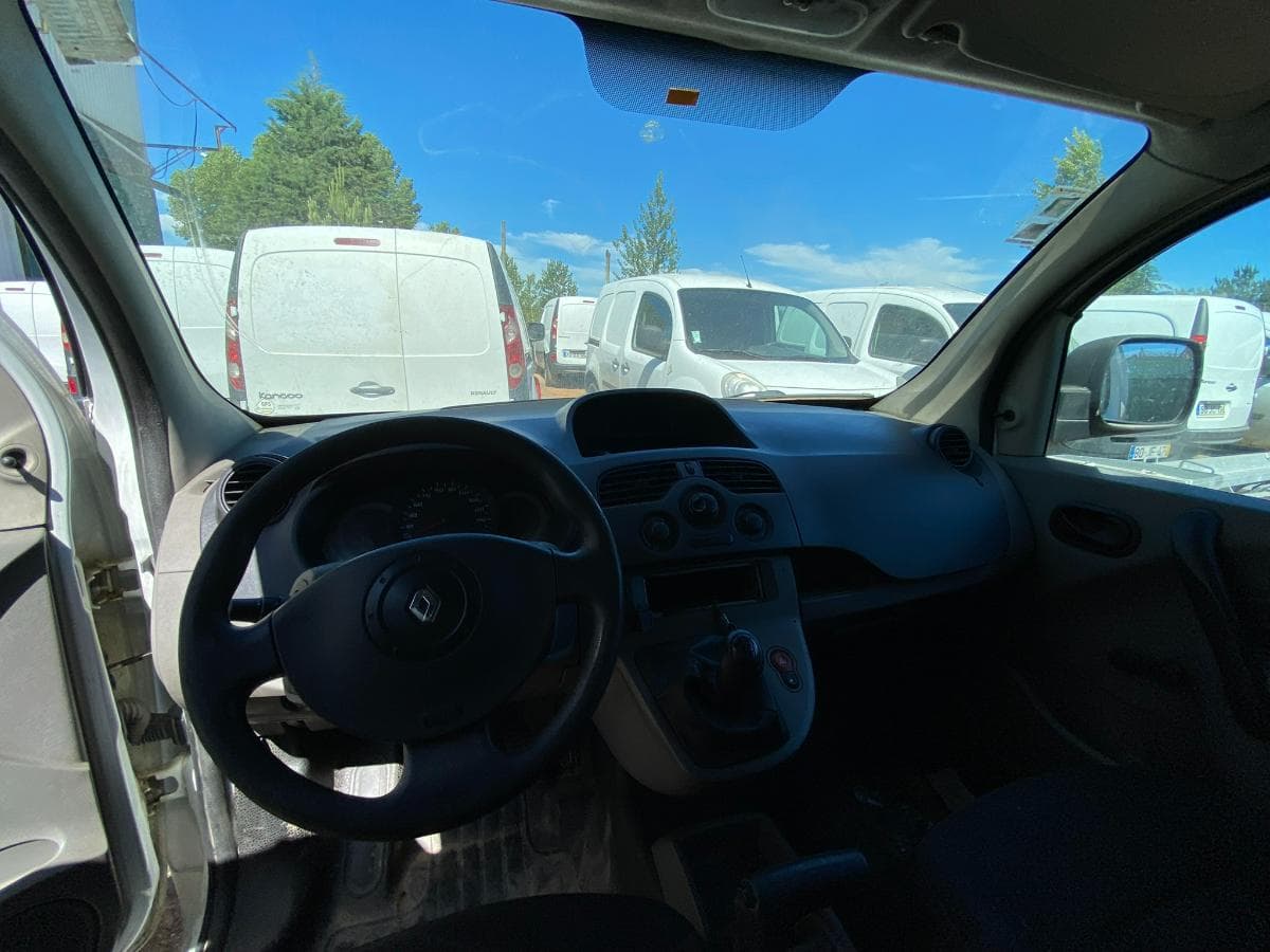 RENAULT KANGOO CONFORT — imagem 3