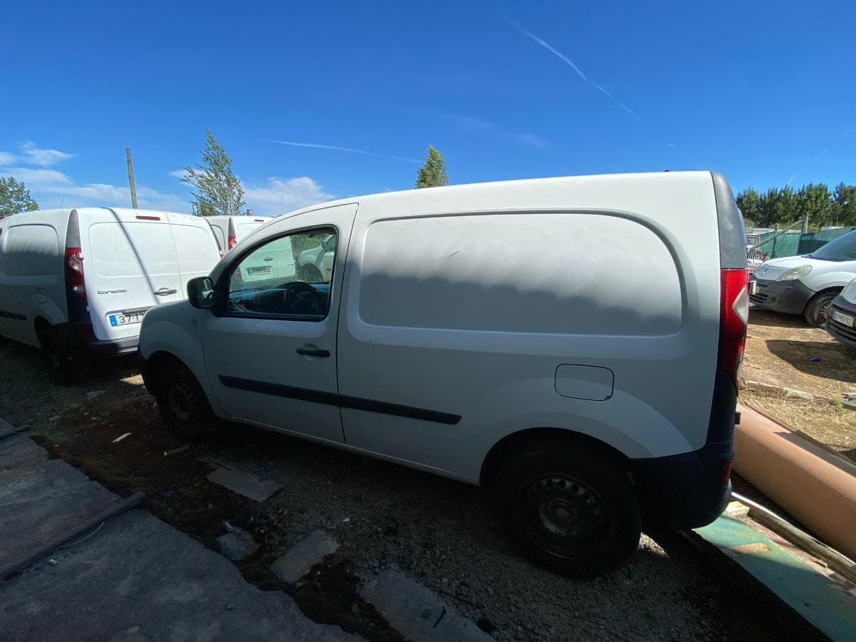 RENAULT KANGOO CONFORT — imagem 5
