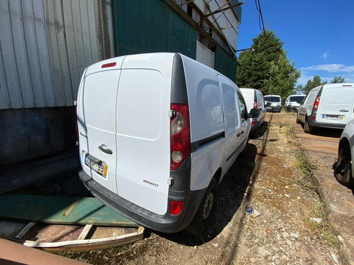 RENAULT KANGOO CONFORT — imagem 8