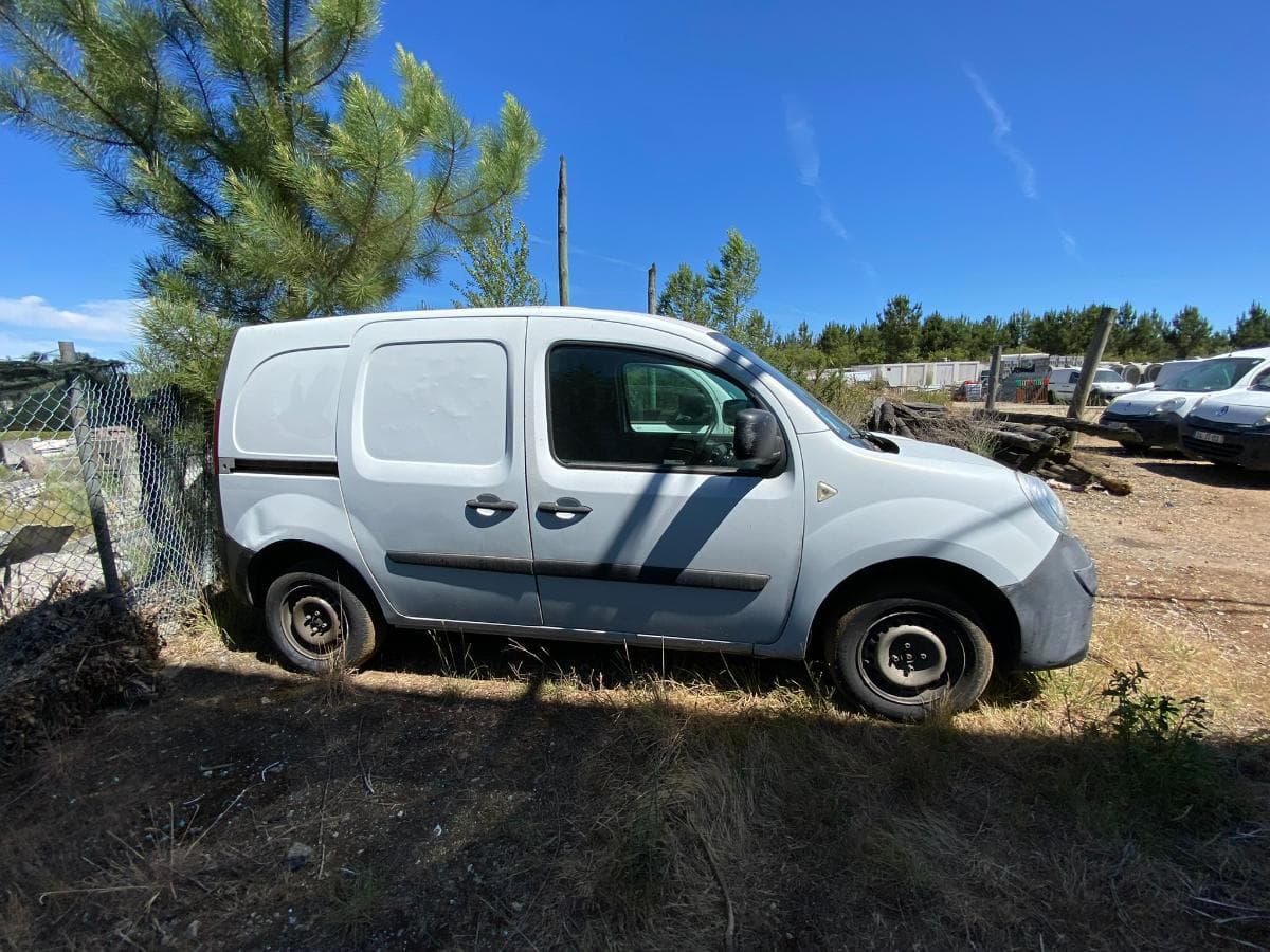 RENAULT KANGOO CONFORT — imagem 8