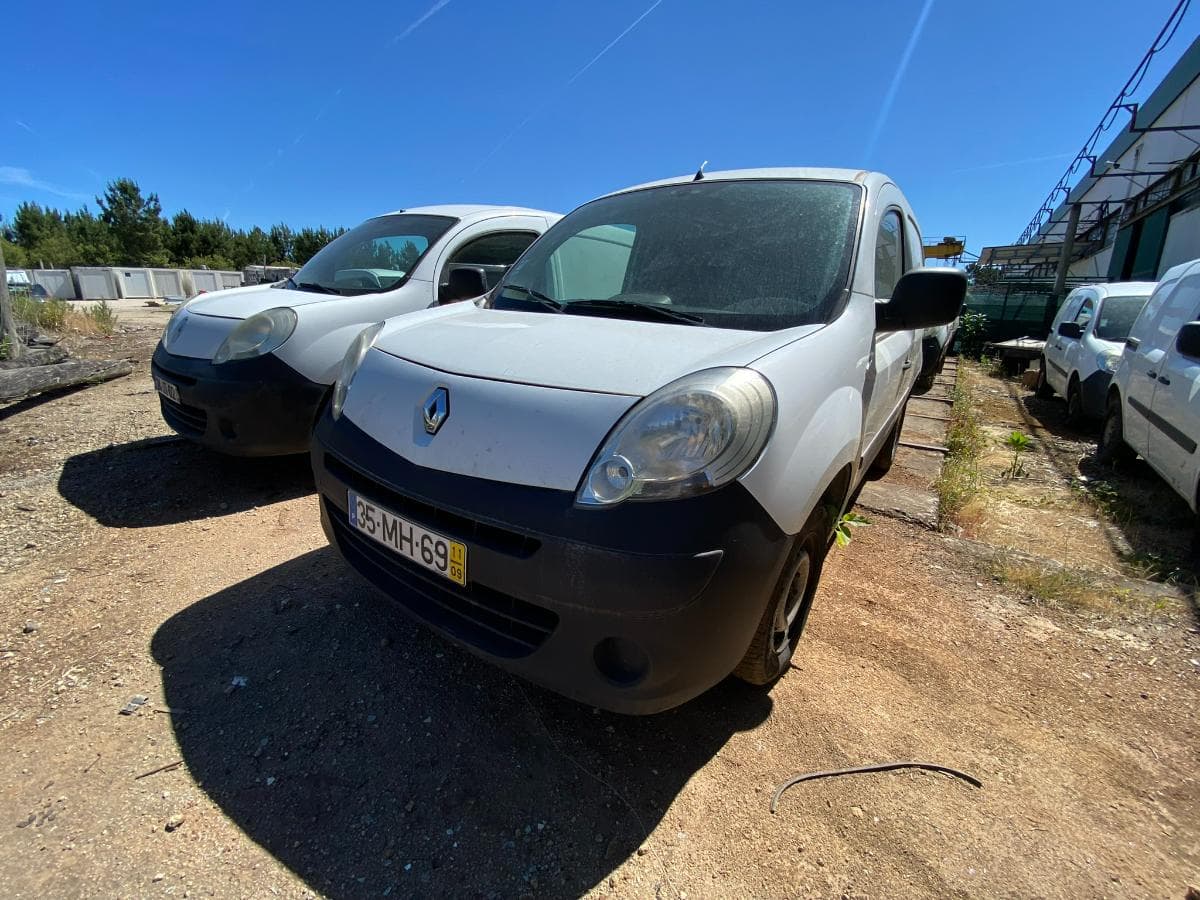 RENAULT KANGOO CONFORT — imagen 1