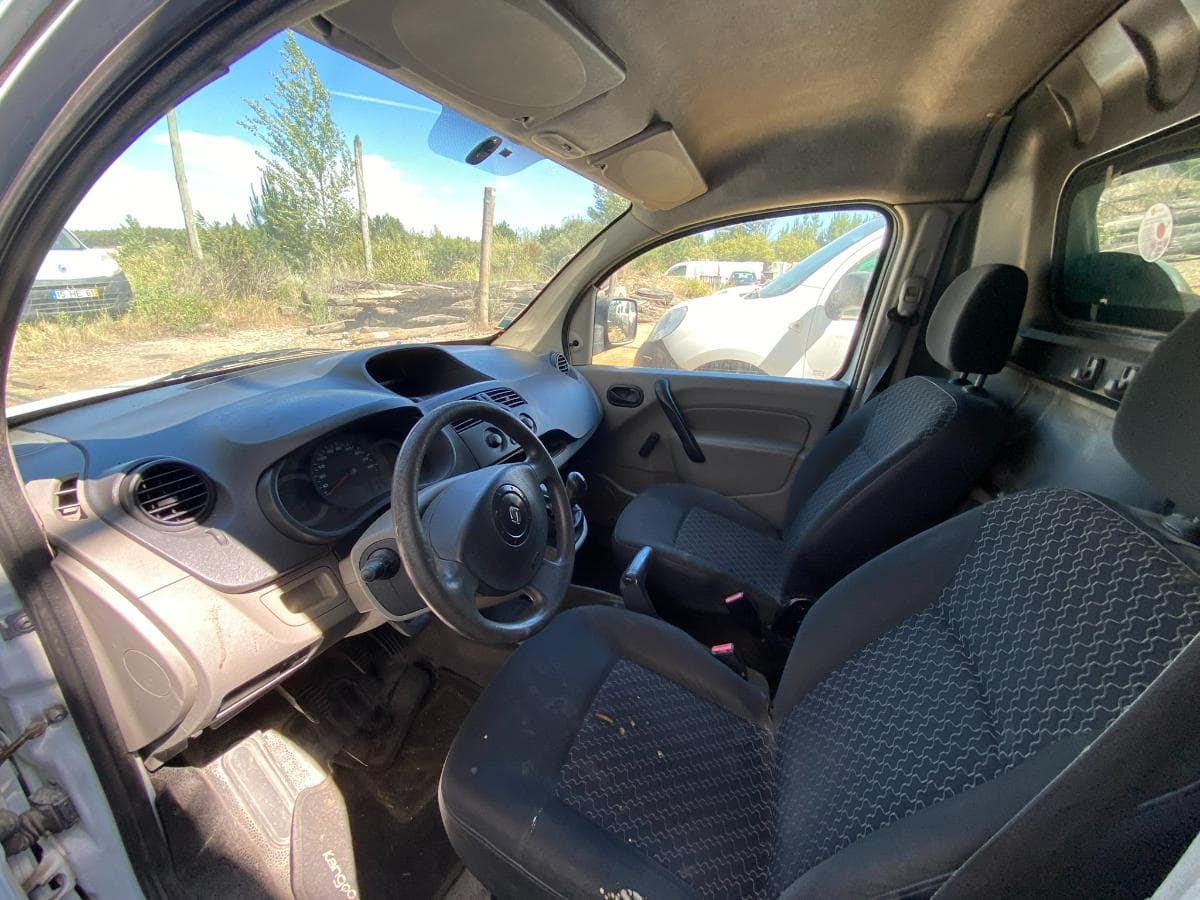 RENAULT KANGOO CONFORT — imagen 3
