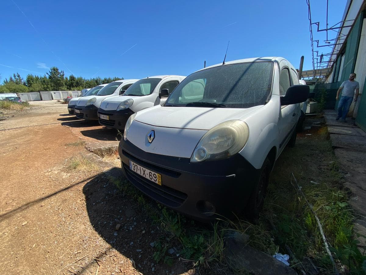 RENAULT KANGOO CONFORT — imagen 1
