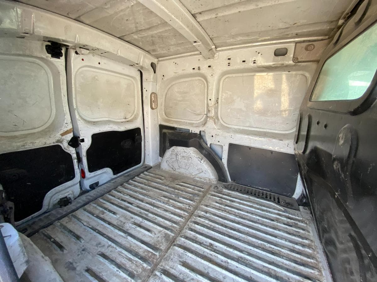 RENAULT KANGOO CONFORT — imagem 11