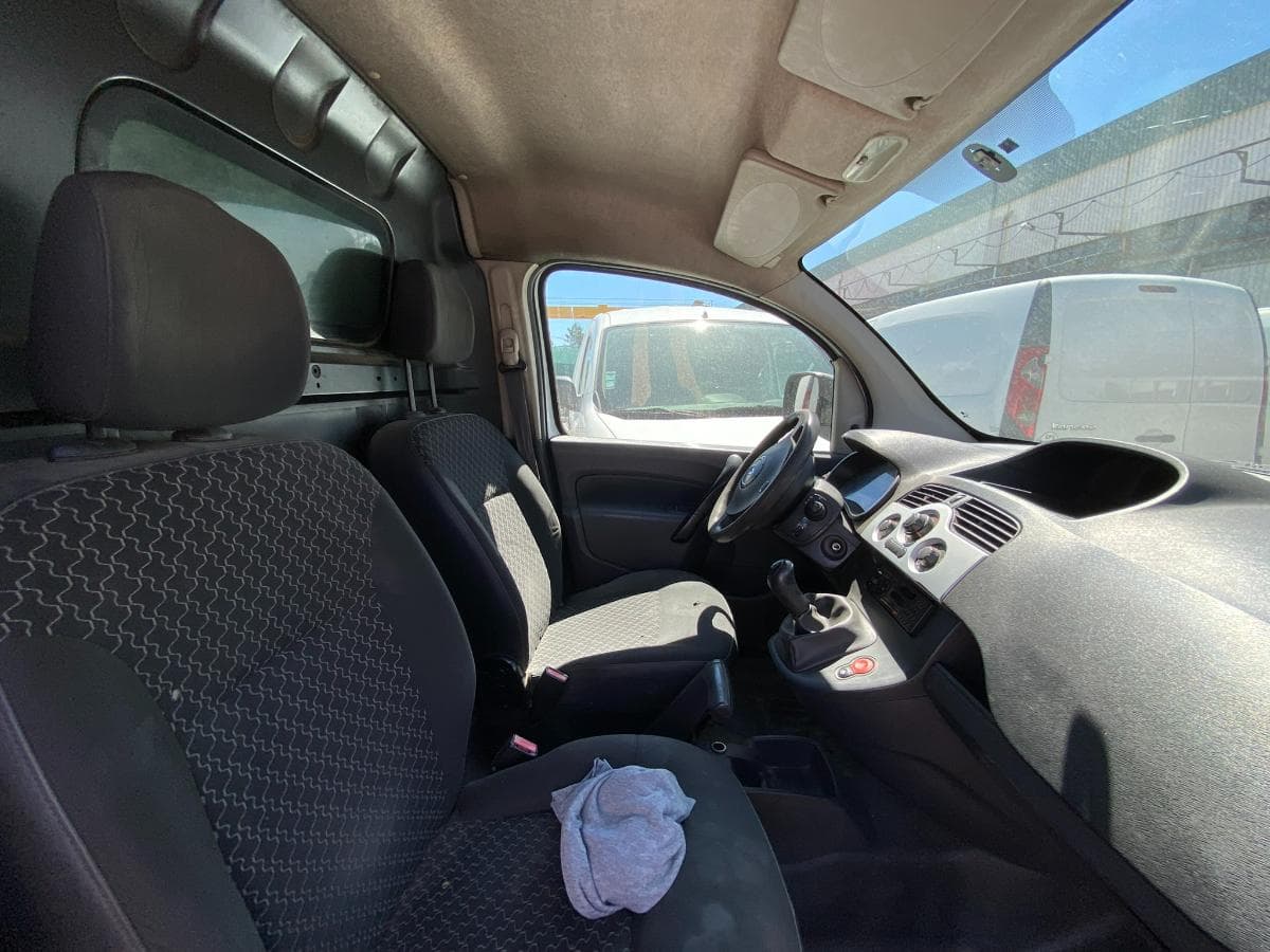 RENAULT KANGOO CONFORT — imagem 5