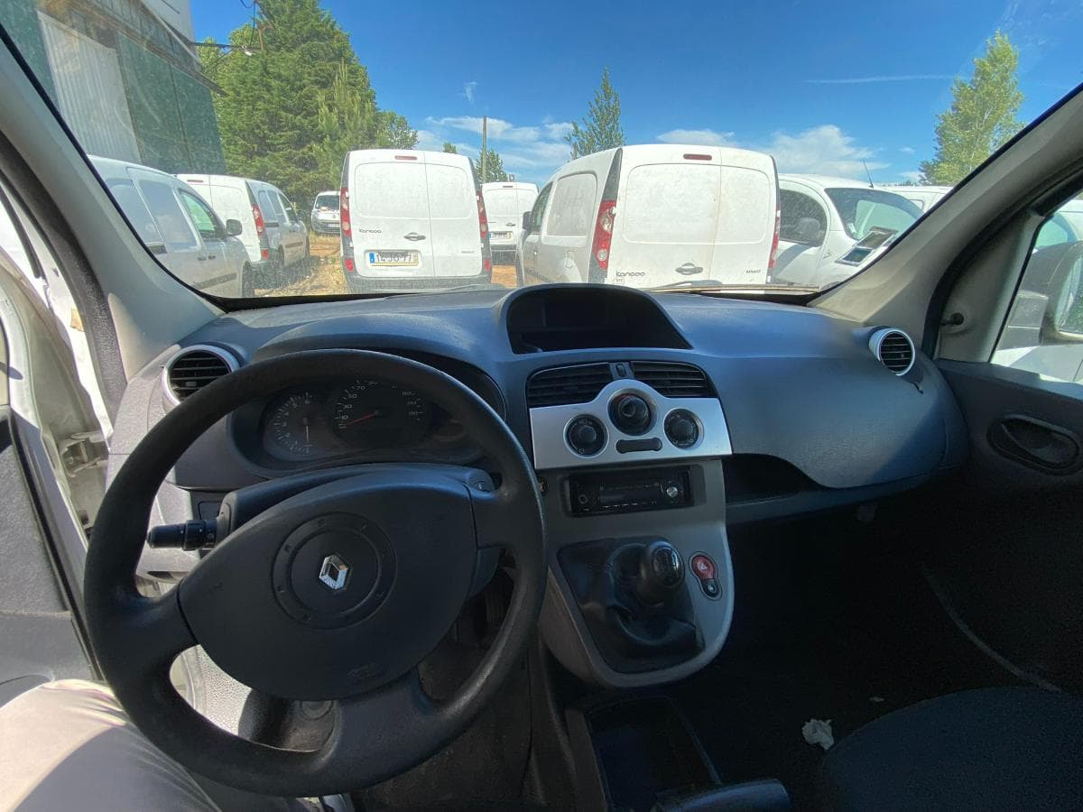 RENAULT KANGOO CONFORT — imagen 3