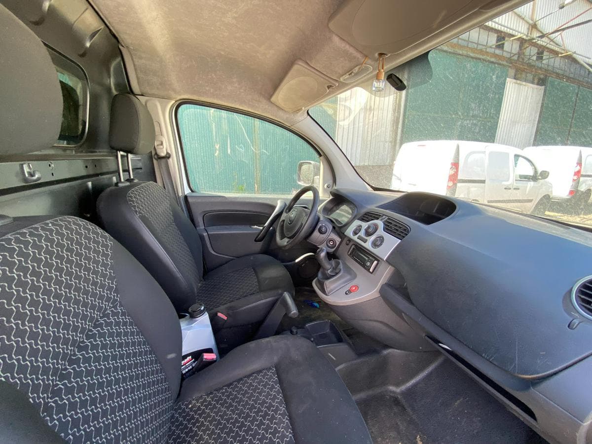 RENAULT KANGOO CONFORT — imagen 11