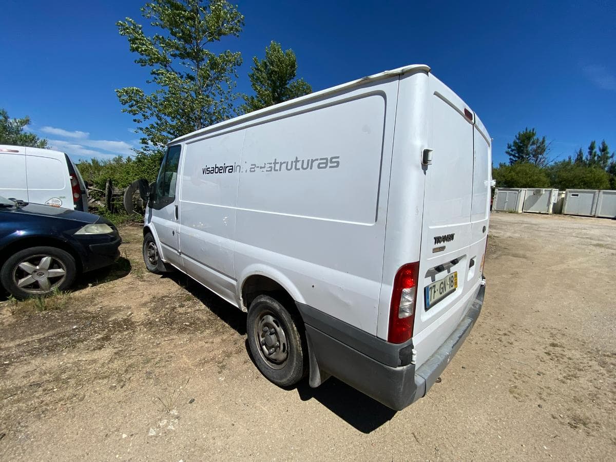 FORD TRANSIT VAN — imagem 16